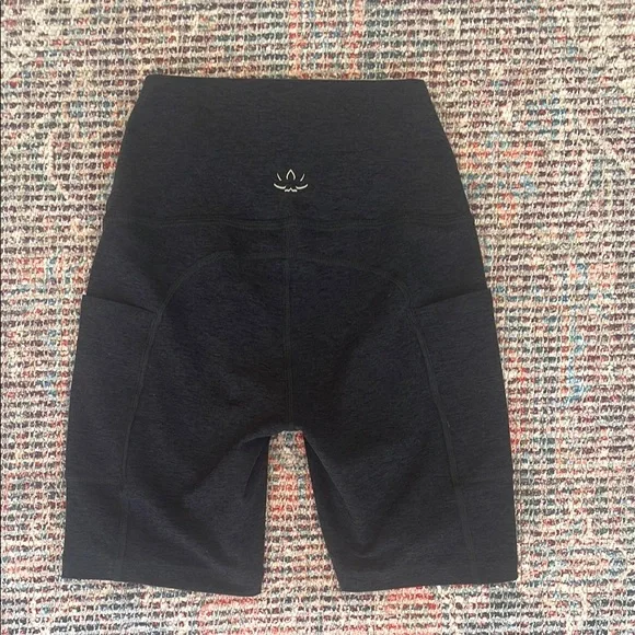 Beyond Yoga Spacedye Keep Pace Pocket Short in Darkest Night - Picture 9 of 11